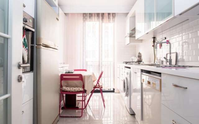 Central Flat Near Trendy Attractions in Kadikoy