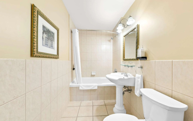 The Arlington Hotel, Bw Signature Collection