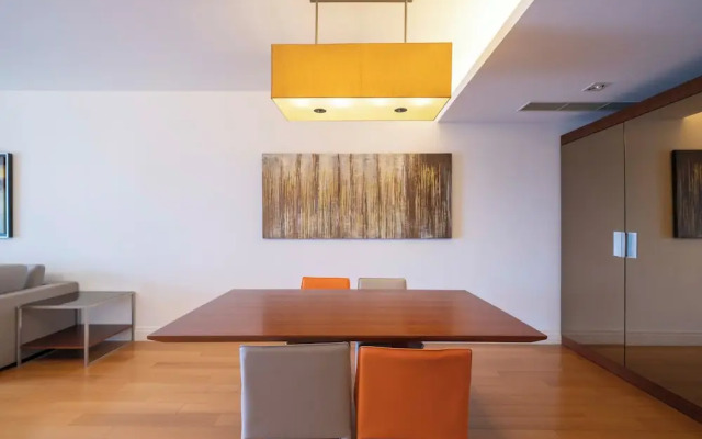 Tyms Stylish 2BR 1BA Apt Xujiahui Metro