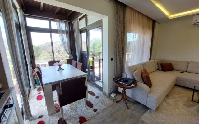 Vibrant Flat With Balcony in Golturkbuku
