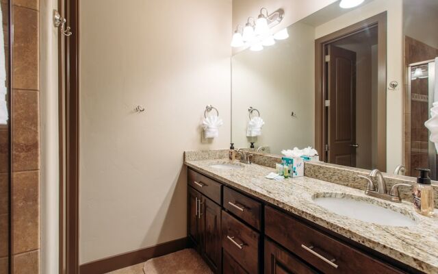 Vacation Station 3 Bedroom Apts