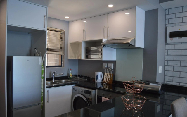 Accommodation Front - Beautiful & Spacious 4 Sleeper