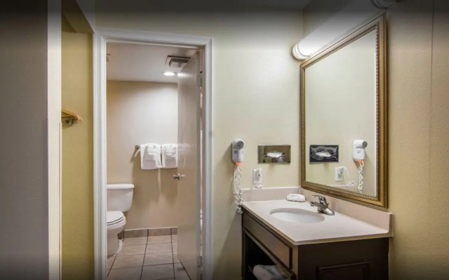 MainStay Suites Williamsburg Historic Area