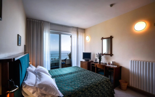 Hotel Graal