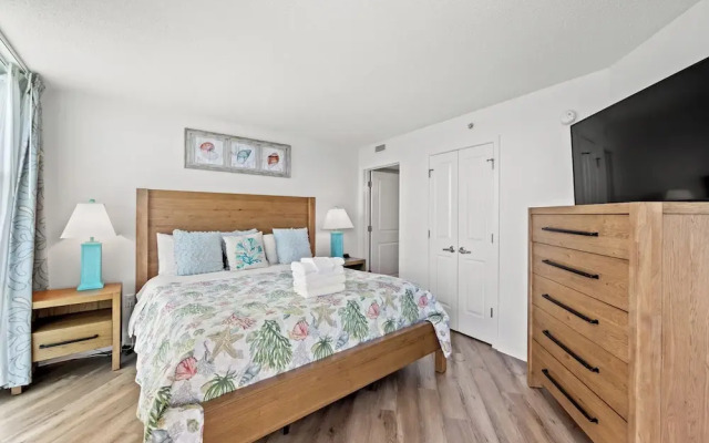 Units at Sandy Beach Resort by Elliott Beach Rentals