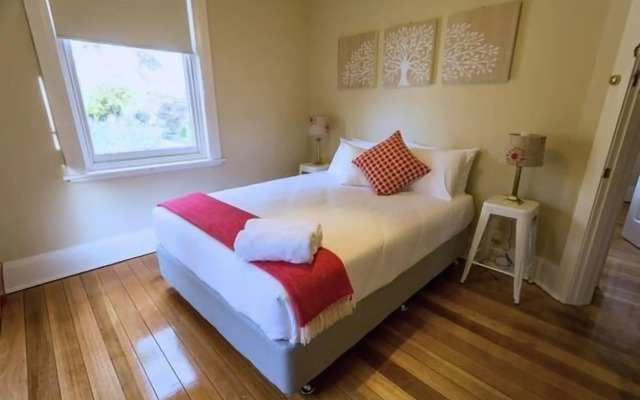 Montacute Boutique Bunkhouse