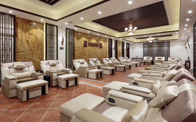 LN Dongfang Hot Spring Resort