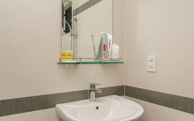 OYO 181 Tam Quy Hotel