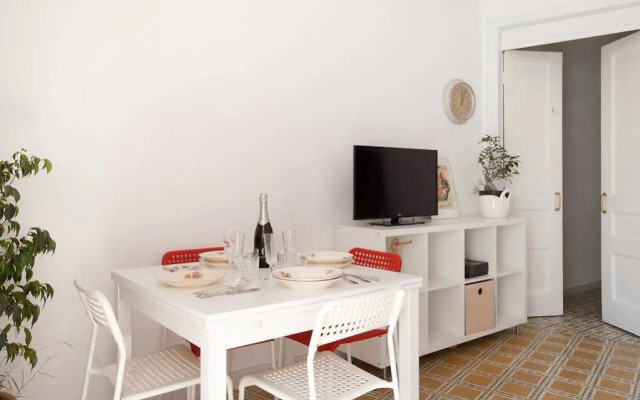 Centric Apartment El Molino Theater