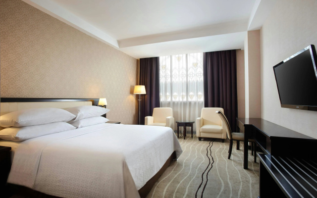 Four Points by Sheraton Medan – Guest Rooms – Medan