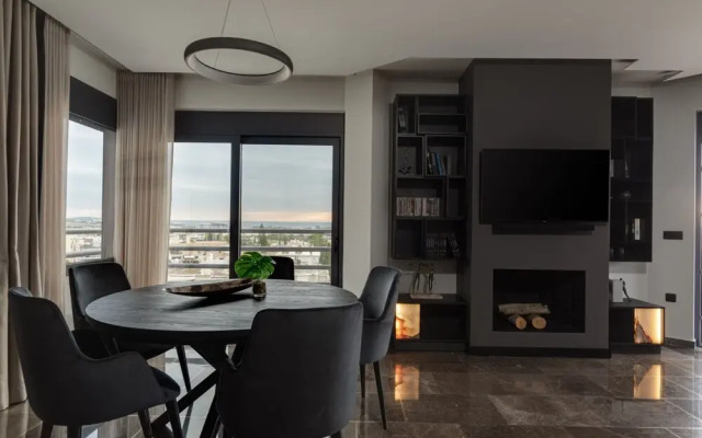 Athenian Riviera Luxurious Residence
