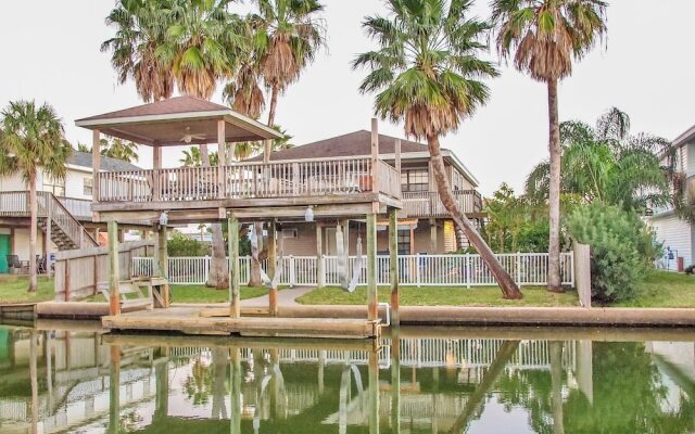 Herons Nest 4 Br condo by RedAwning