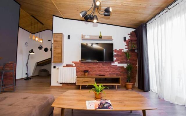 2BR Apt w terrace & stunning views
