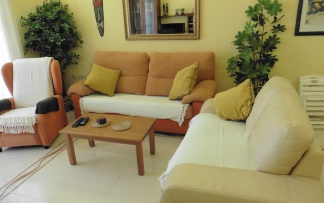 Apartamento Villas De Frente Marino Bajo