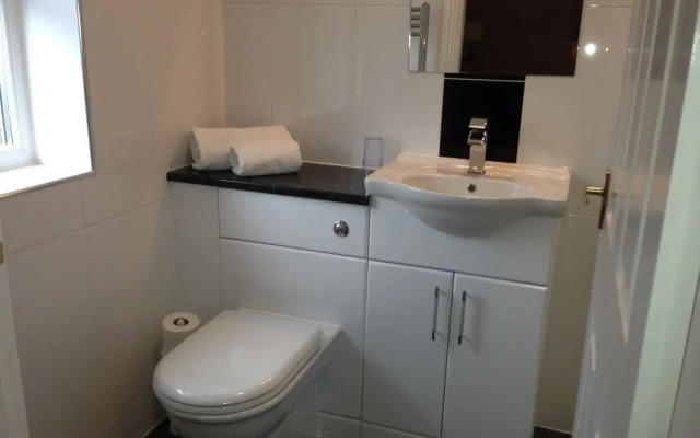 Ely House Hotel