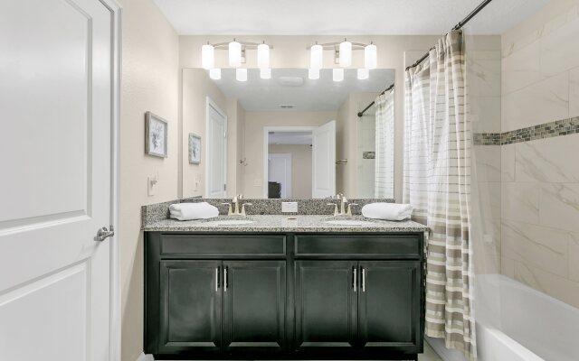 4886ROMEO, Kissimmee, US