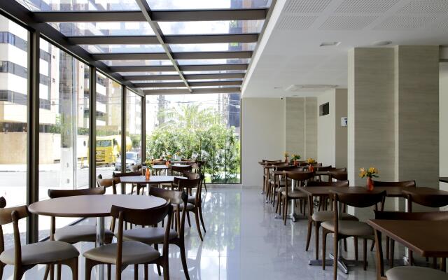 San Marino Suite Hotel