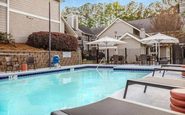 WaterWalk Extended Stay by Wyndham Atlanta Perimeter