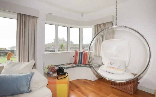 Angorfa - Trearddur Bay