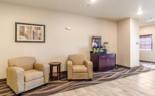 Cobblestone Hotel & Suites - Gering/Scottsbluff