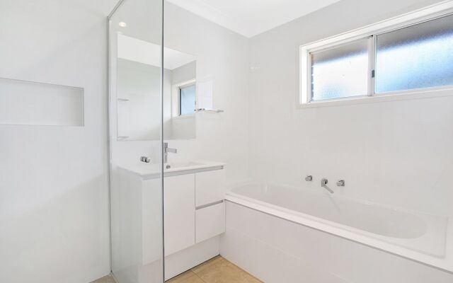 Summerside, 43 Lentara Street