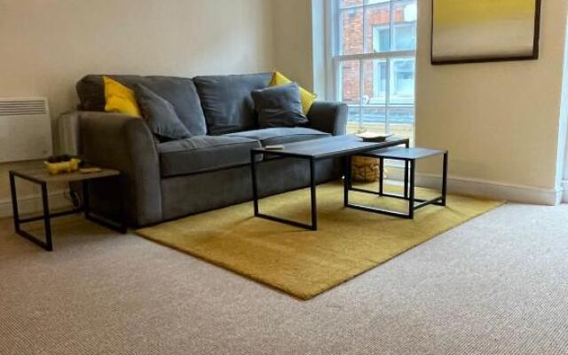 Flat 1 Chestergate