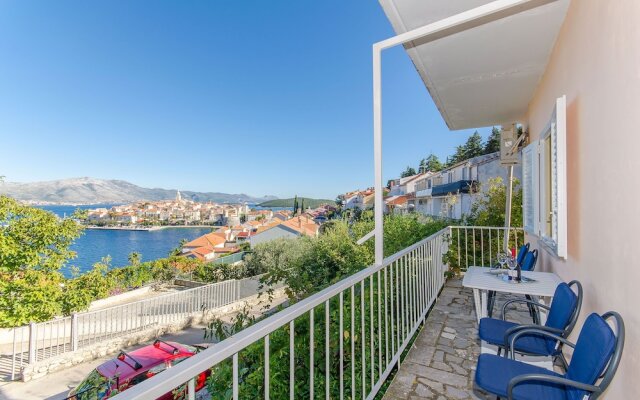 Apartment Town View