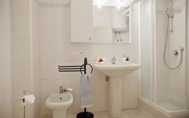Mamo Florence - Palazzo Spinelli Apartment