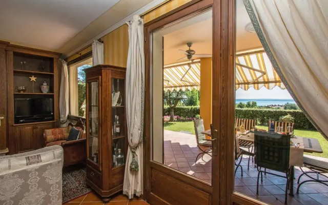 Le Ortensie 1 Apartment by Wonderful Italy