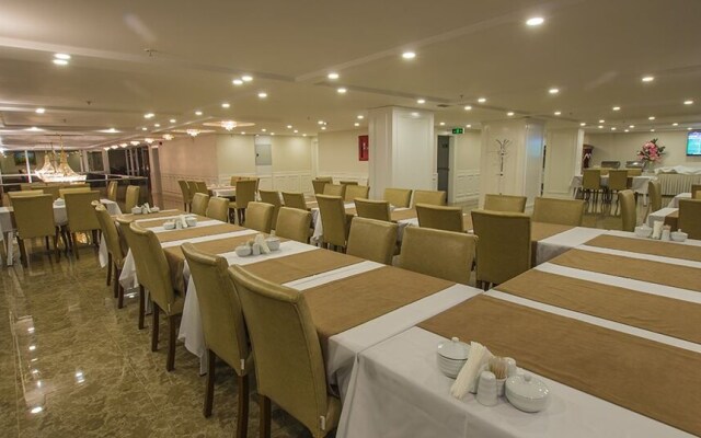 Liva Hotel