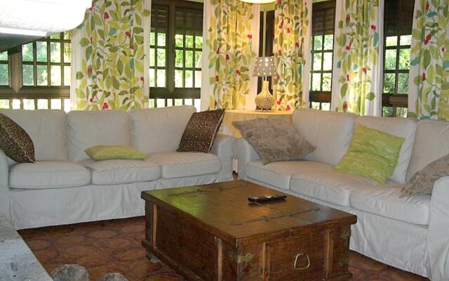 Chalet with 4 Bedrooms in San Vicente Del Grove, with Enclosed Garden - 200 M From the Beach