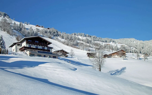 Apartment Brixen Near Ski Lift
