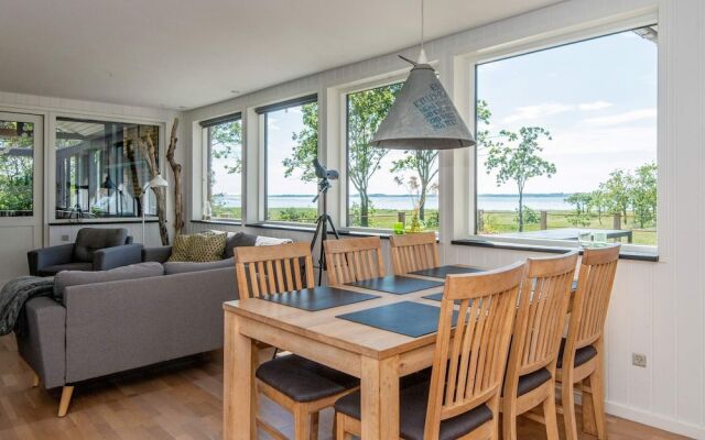 6 Person Holiday Home in Hojslev