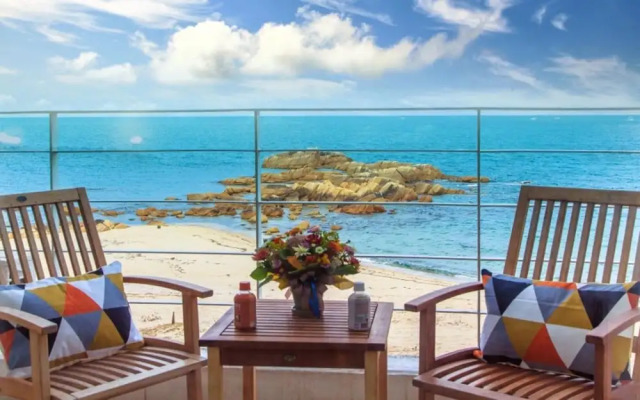 Castles Pebble Beach Pension