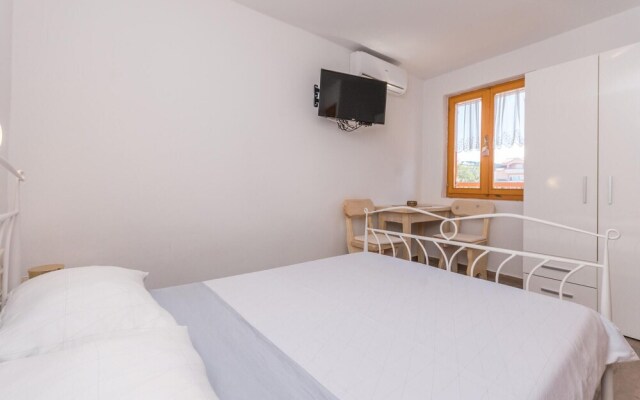 Stunning Home in Bibinje With Wifi and 1 Bedrooms