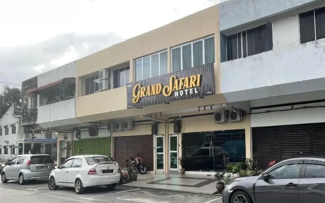 Grand Safari Hotel – Exterior – Lumut