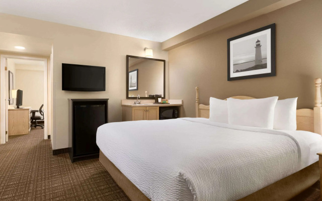 Travelodge Suites by Wyndham Moncton