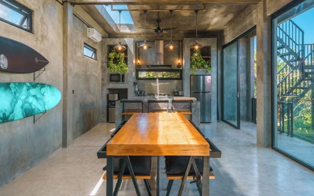 Villa Konkrete - Tropical 3BR