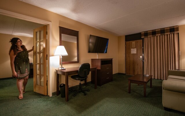 MCM Grande Hotel FunDome Odessa