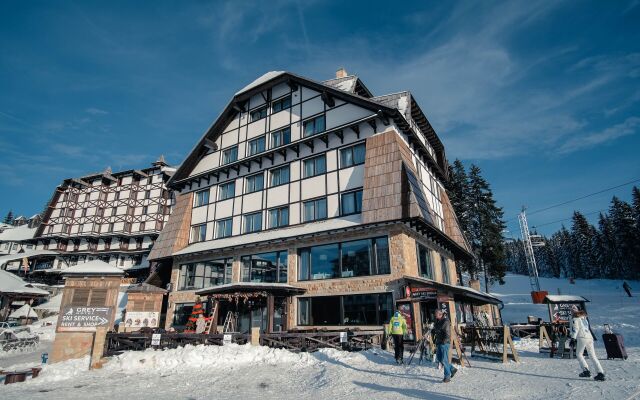 Grey Hotel Kopaonik