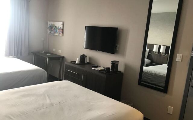 LeTap Hotel near AirTrain JFK Airport