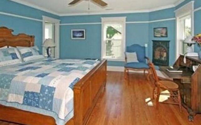Barrington House Bed & Breakfast