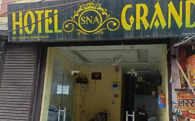 OYO 83366  Hotel SNA Grand