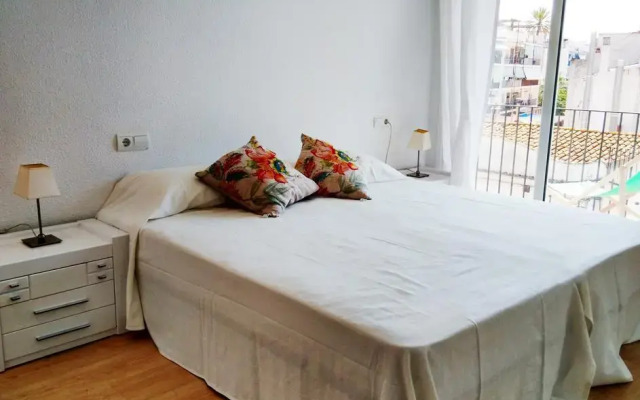 White Mediterranean Apartment