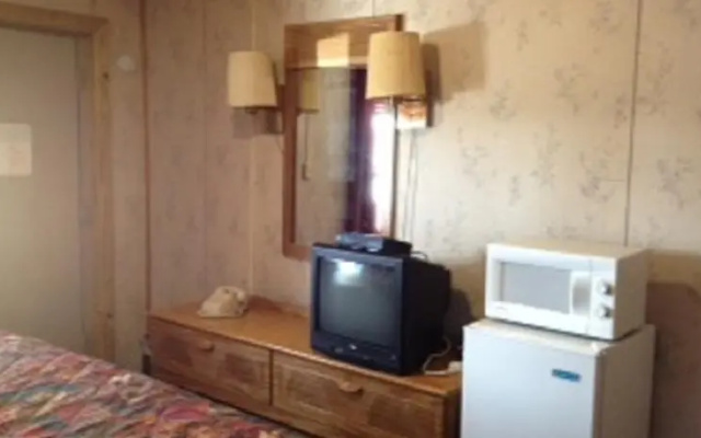 Ikes Motel Beloit