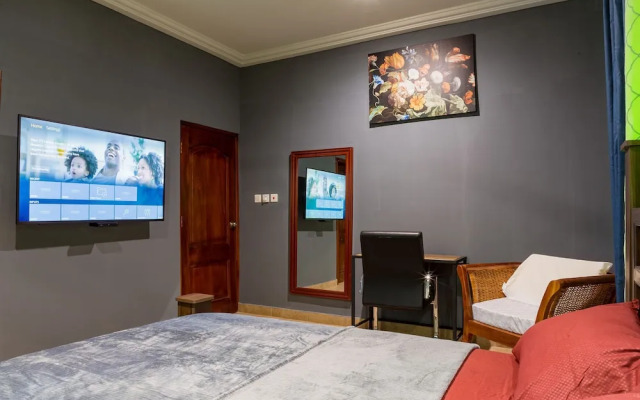 BlueGreen Guest House