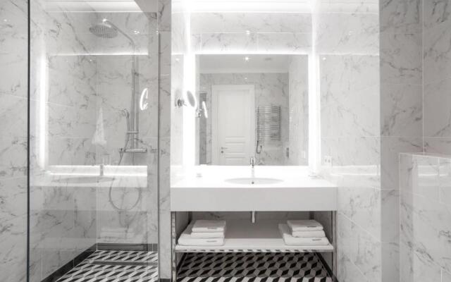 Modern Art Hotel