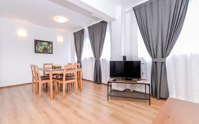 Fm Premium 2 Bdr Apartment Eleganto