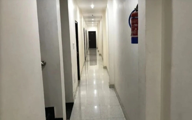 Goroomgo The City Side Bareilly