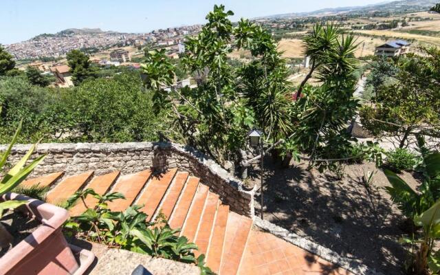 Country Sicily Home